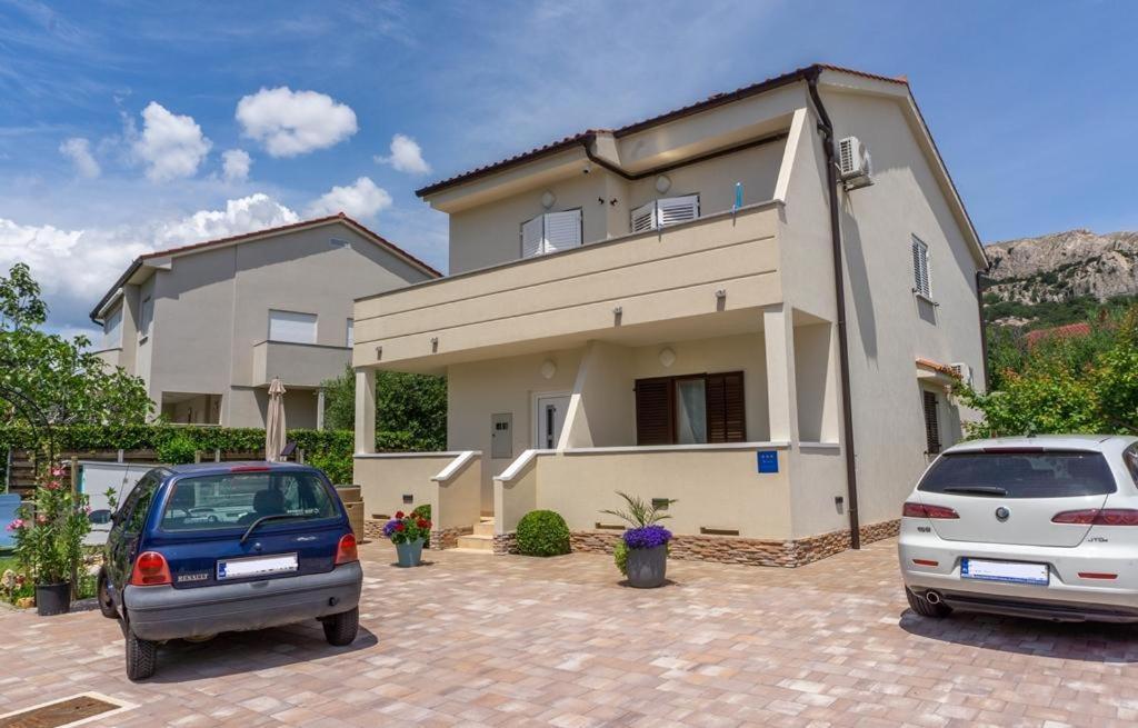 Apartment Jadran Baska Екстер'єр фото